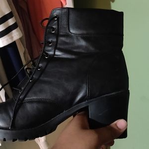 Easy to Walk in, Heeled Combat boots